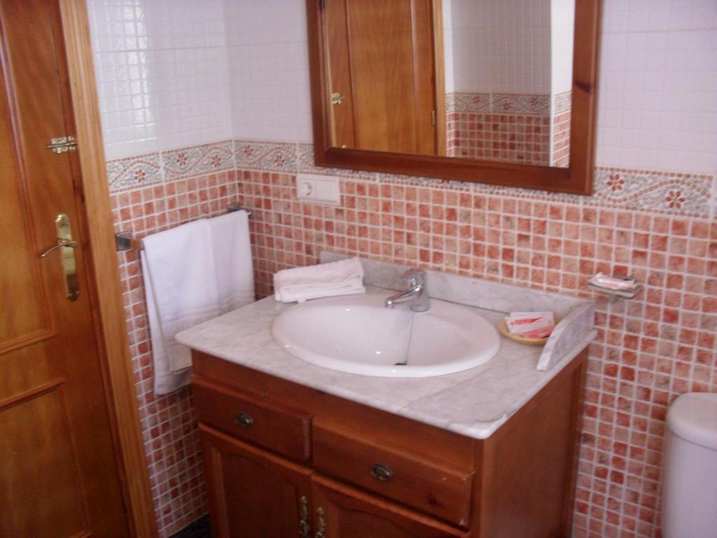 Hostal Rural El Padul Bilik gambar
